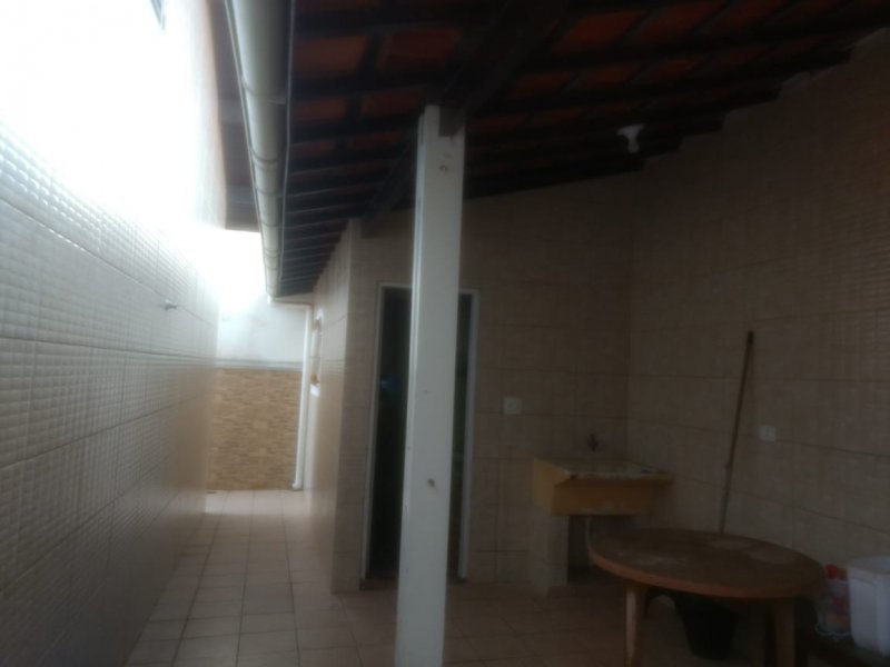 Casa à venda Jamaica - Praia com 142m² e 4 quartos por R$ 350.000 - 1459181591-casa-itanhaem-edicula-e-area-do-tanque1.jpg