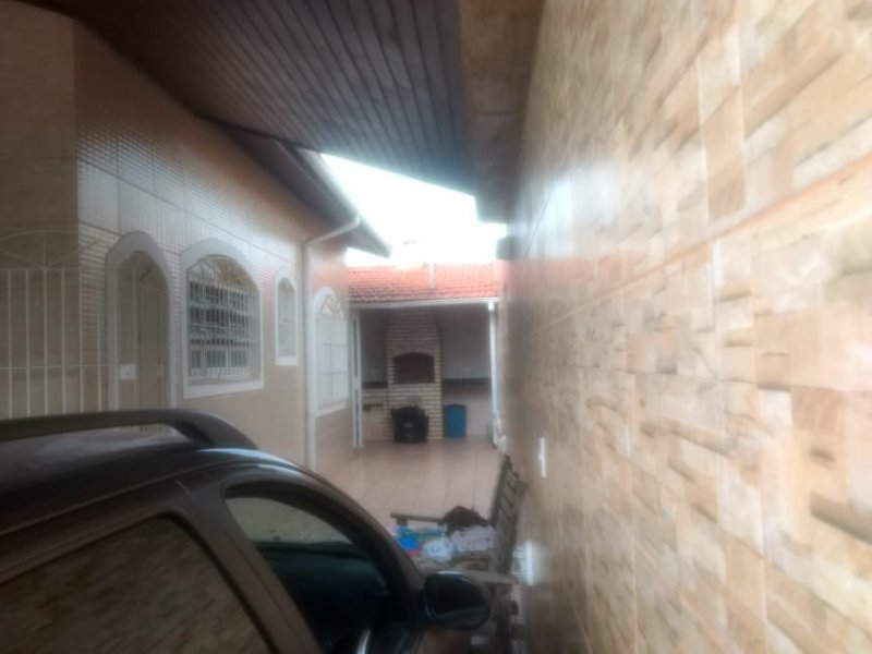 Casa à venda Jamaica - Praia com 142m² e 4 quartos por R$ 350.000 - 1595000267-casa-itanhaem-quintal-lateral-direita6.jpg