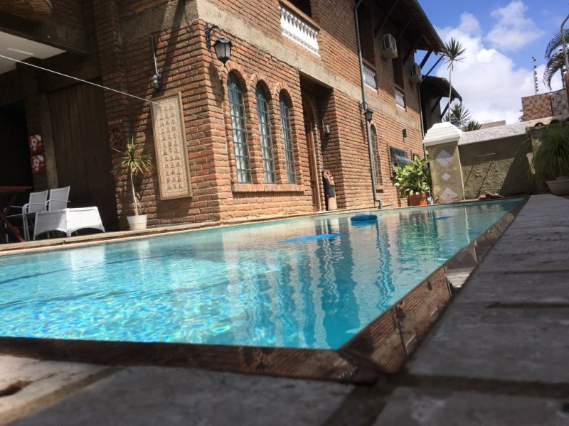 Casa à venda Piedade com 480m² e 6 quartos por R$ 1.600.000 - 331303529-unadjustednonraw-thumb-377f.jpg