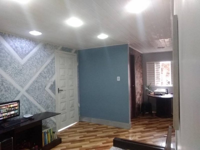 Casa à venda Maria Regina com 40m² e 1 quarto por R$ 90.000 - 1649486860-casa11.jpg
