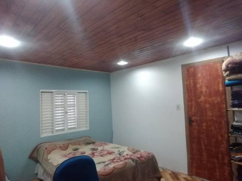 Casa à venda Maria Regina com 40m² e 1 quarto por R$ 90.000 - 239155606-casa13.jpg