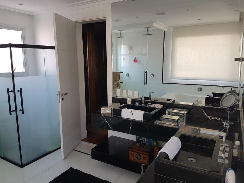 Casa de condomínio à venda Alphaville com 660m² e 4 quartos por R$ 6.500.000 - 1586065123-20171101-154351.jpg