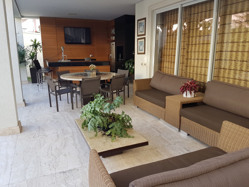 Casa de condomínio à venda Alphaville com 660m² e 4 quartos por R$ 6.500.000 - 542736982-20171101-180053.jpg