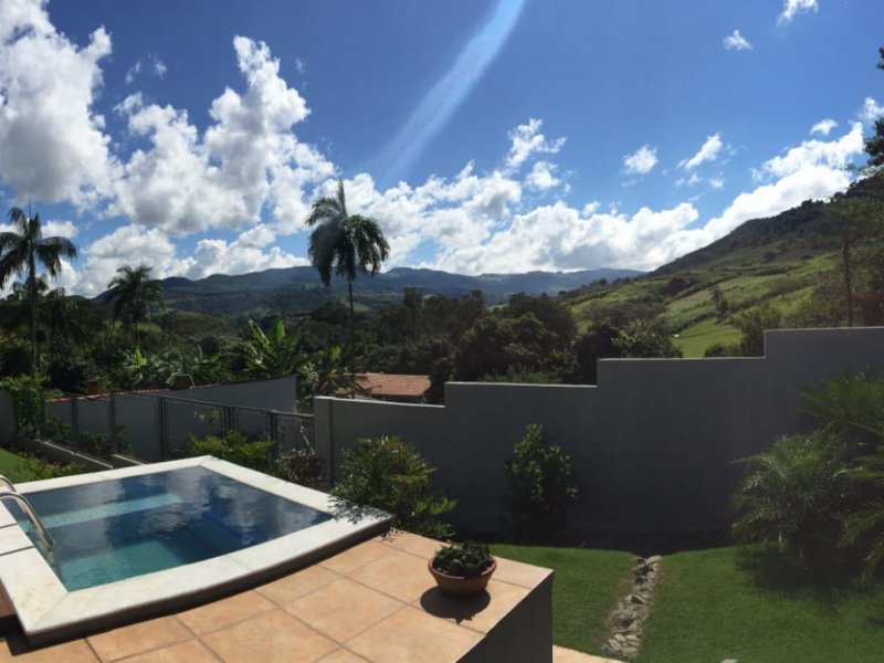 Casa à venda Centro com 280m² e 4 quartos por R$ 1.520.000 - 1456729470-5690df27-185c-4b98-b846-d605f29c0d06.JPG