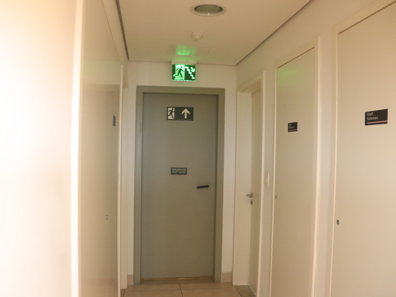 Apartamento à venda Barra Funda com 67m² e 2 quartos por R$ 650.000 - img-3159.JPG