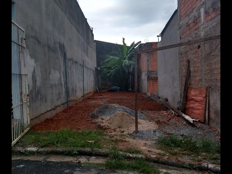 Terreno para alugar Parque Santa Teresa com 232m² e  quartos por R$ 2.600 - 494755143-awe.jpg