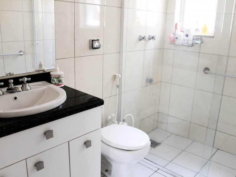 Casa à venda Jardim Novo Mundo com 285m² e 5 quartos por R$ 860.000 - 1041840655-042.jpg