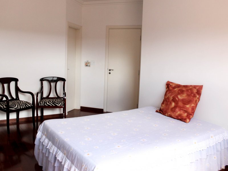 Casa à venda Jardim Novo Mundo com 285m² e 5 quartos por R$ 860.000 - 1058577846-018.jpg