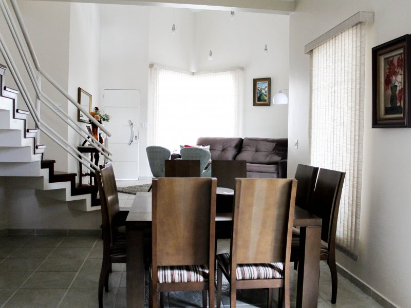 Casa à venda Jardim Novo Mundo com 285m² e 5 quartos por R$ 860.000 - 1859313087-036.jpg