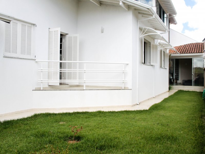 Casa à venda Jardim Novo Mundo com 285m² e 5 quartos por R$ 860.000 - 1942498617-069.jpg