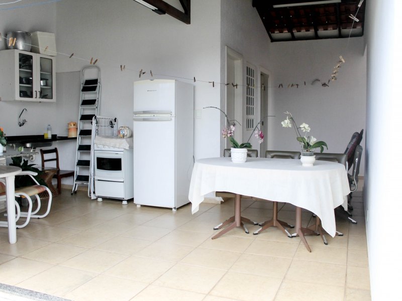Casa à venda Jardim Novo Mundo com 285m² e 5 quartos por R$ 860.000 - 2014357582-067.jpg