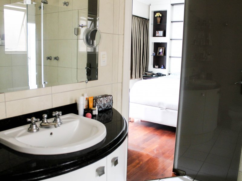 Casa à venda Jardim Novo Mundo com 285m² e 5 quartos por R$ 860.000 - 244938337-053.jpg