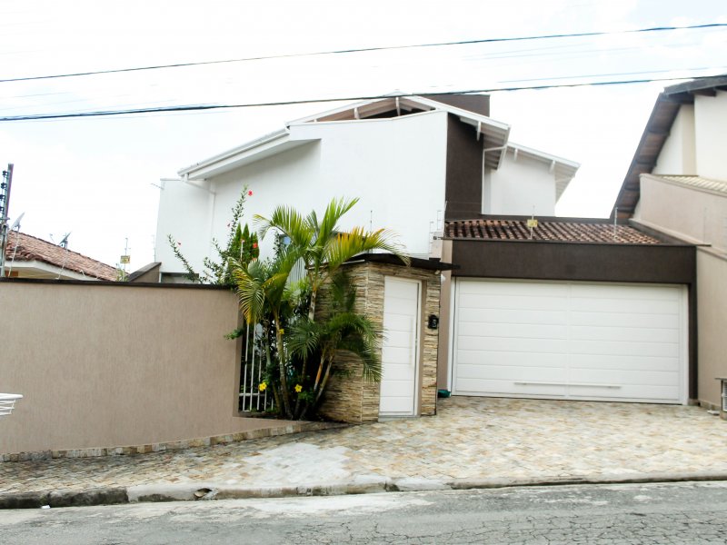 Casa à venda Jardim Novo Mundo com 285m² e 5 quartos por R$ 860.000 - 496497984-075.jpg
