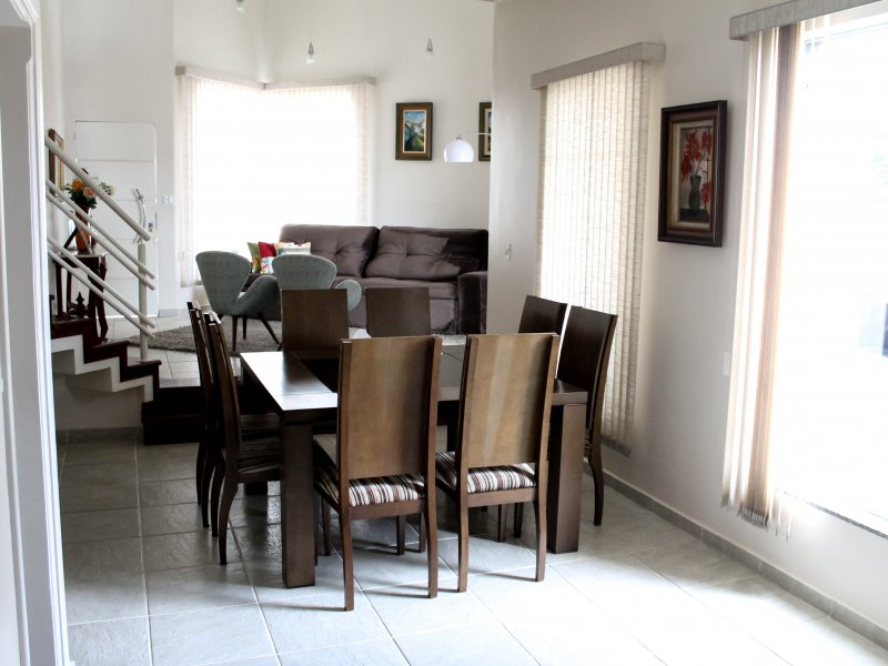 Casa à venda Jardim Novo Mundo com 285m² e 5 quartos por R$ 860.000 - 642728885-034.jpg