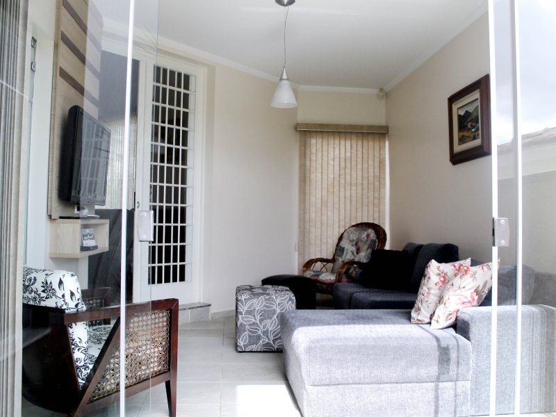 Casa à venda Jardim Novo Mundo com 285m² e 5 quartos por R$ 860.000 - 674568254-027.jpg