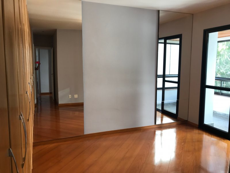 Apartamento à venda Vila Suzana com 157m² e 3 quartos por R$ 650.000 - 1800715624-img-6529.JPG
