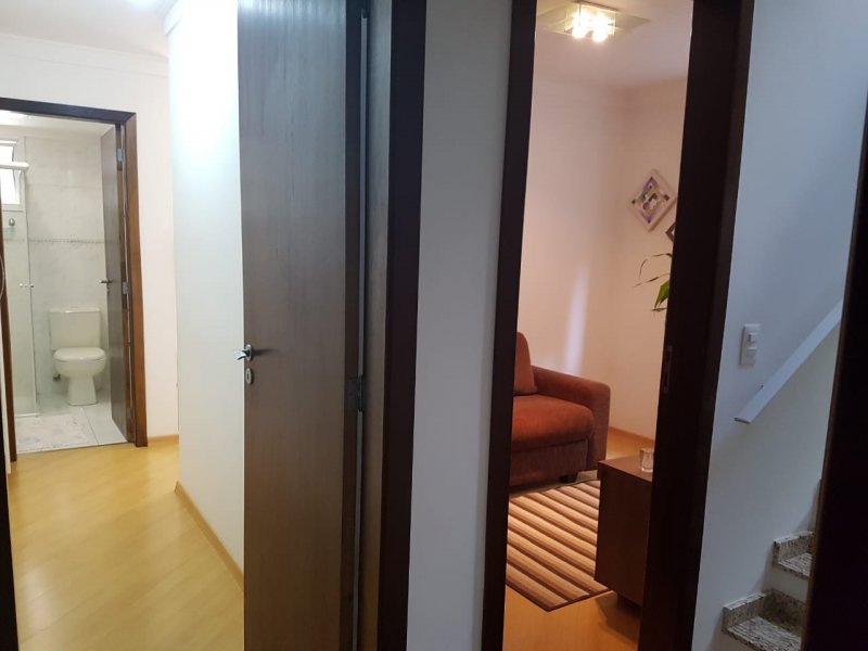 Apartamento à venda Centro Cívico com 210m² e 4 quartos por R$ 985.000 - 317412551-vista-parcial-suite-menino-e-sala-jogos-quarto-terreo.jpg