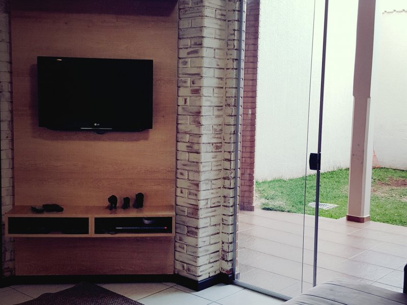 Casa à venda Quiririm com 90m² e 3 quartos por R$ 350.000 - 1007774443-20190207-185508.jpg