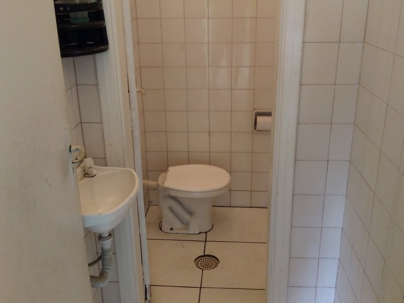 Comercial para alugar Parque Santo Antônio com 98m² e  quartos por R$ 2.500 - 1954190714-img-20180221-135201564.jpg