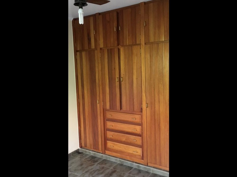 Casa à venda Centro com 310m² e 4 quartos por R$ 800.000 - 1081129092-39.jpg