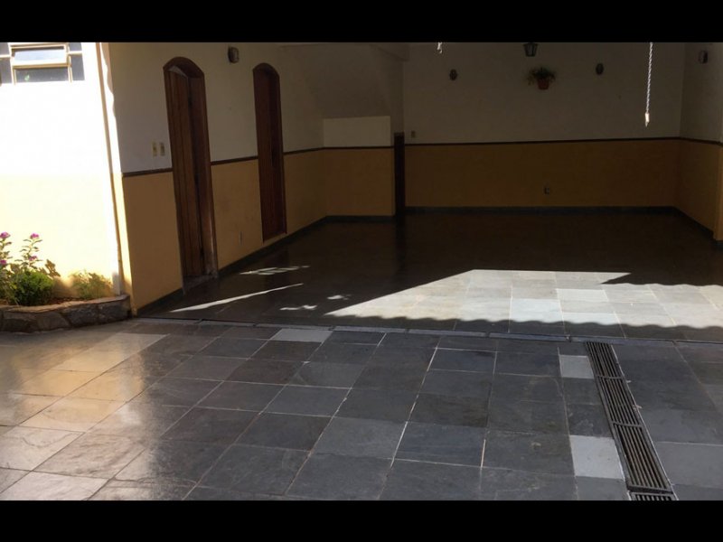 Casa à venda Centro com 310m² e 4 quartos por R$ 800.000 - 109574286-33.jpg