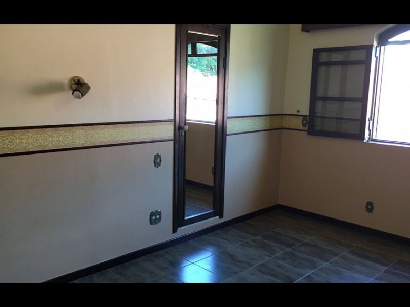 Casa à venda Centro com 310m² e 4 quartos por R$ 800.000 - 297013126-24.jpg