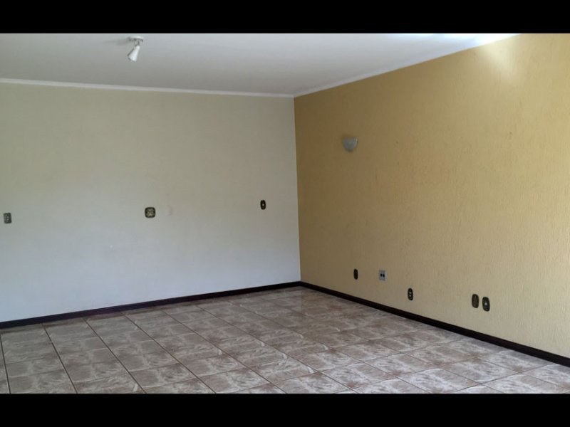 Casa à venda Centro com 310m² e 4 quartos por R$ 800.000 - 798112377-25.jpg