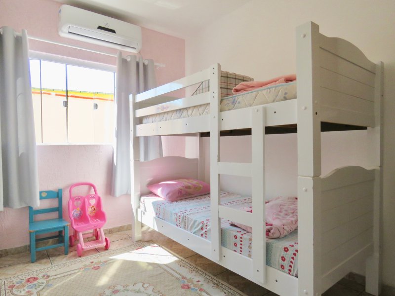 Casa à venda Praia de Armação do Itapocorói com 420m² e 8 quartos por R$ 1.700.000 - 1453412328-img-5534.jpg