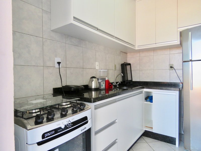 Casa à venda Praia de Armação do Itapocorói com 420m² e 8 quartos por R$ 1.700.000 - 793059959-img-5577.jpg