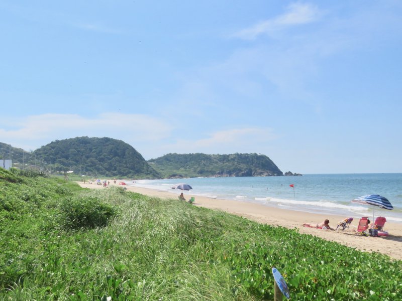 Casa à venda Praia de Armação do Itapocorói com 420m² e 8 quartos por R$ 1.700.000 - 862401596-img-5665.jpg