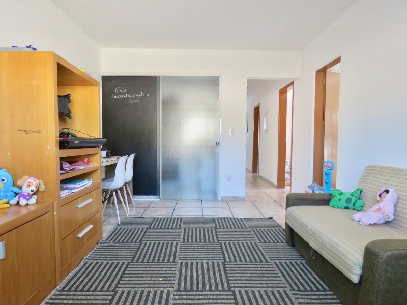 Casa à venda Praia de Armação do Itapocorói com 420m² e 8 quartos por R$ 1.700.000 - 928050896-img-5527.jpg