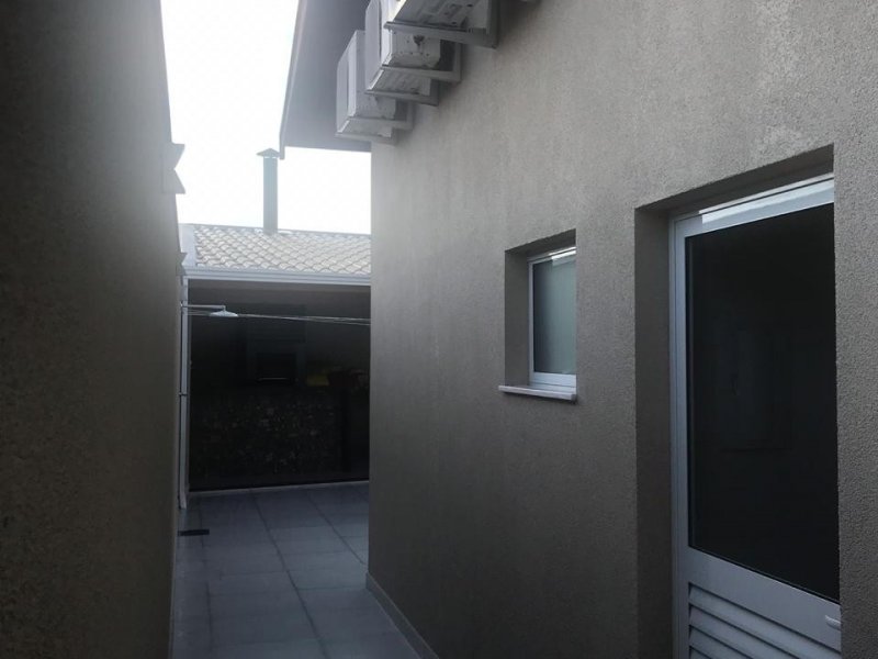 Casa à venda Jardim Roseira com 141m² e 3 quartos por R$ 580.000 - 1922648048-568e7bcc-c149-4fc5-be17-89b3aa10bbbf.jpg