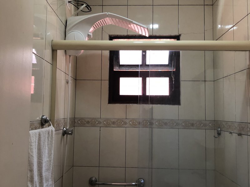 Casa à venda Vila Galvão com 300m² e 3 quartos por R$ 850.000 - 327784539-effc7ba6-60fb-48fc-90e8-9a8e7f753908.jpeg