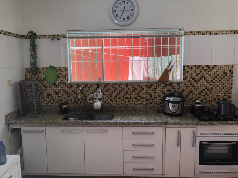 Casa à venda Vila Galvão com 300m² e 3 quartos por R$ 850.000 - 746052563-b225cd8b-99a3-4cac-9ead-98446956c927.jpeg