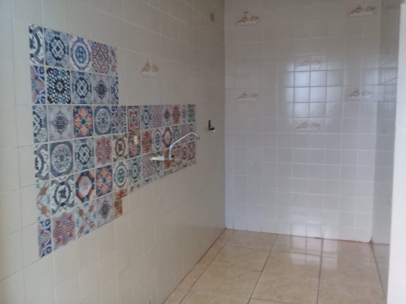 Apartamento para alugar Guajuviras com 38m² e 1 quarto por R$ 650 - 1480875352-img-20190210-wa0033.jpg