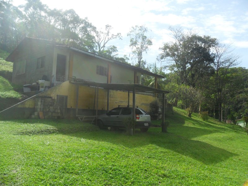 Chácara para alugar Sítio do Camargo com 10m² e 3 quartos por R$ 250.000 - 911211217-sam-0100.JPG