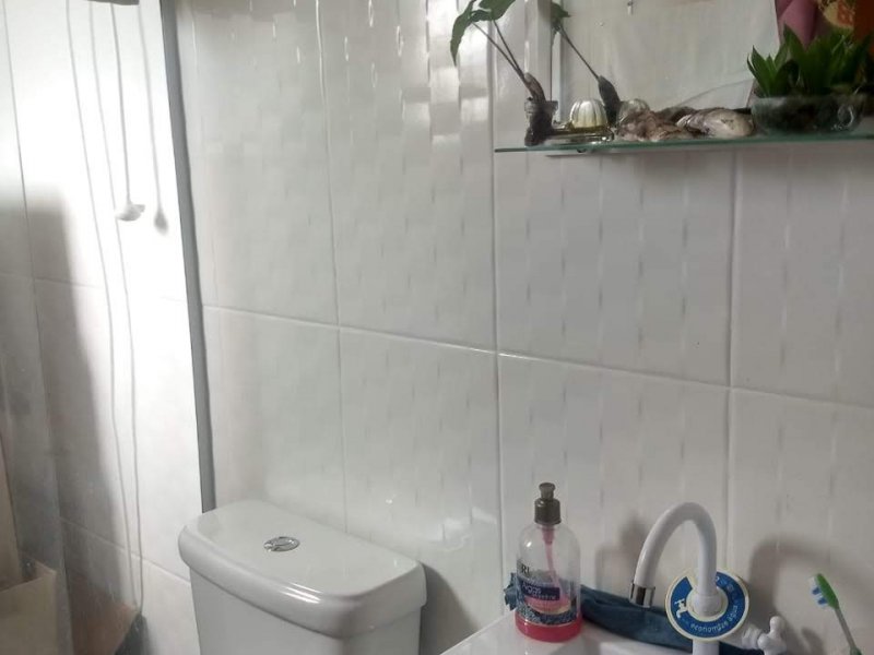 Casa à venda São João do Rio Vermelho com 110m² e 2 quartos por R$ 230.000 - 2024986819-img-20181009-wa0021.jpg