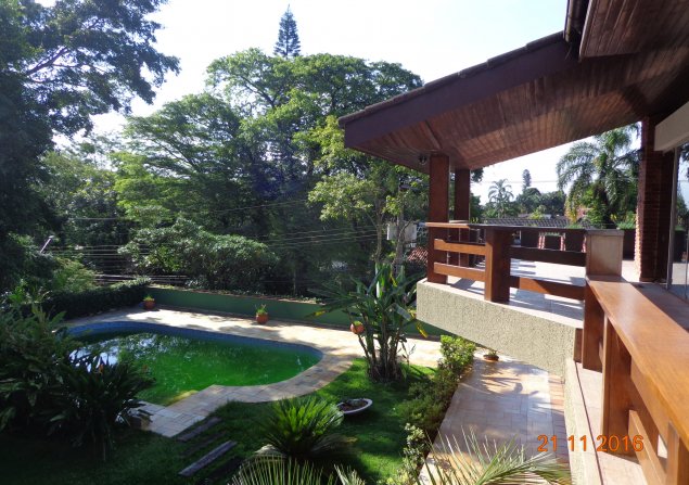 imóvel com 840m²