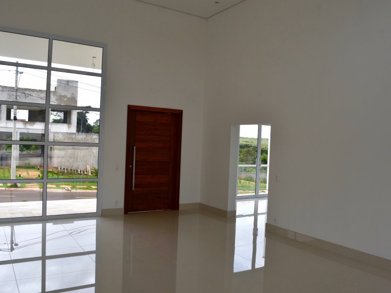 Casa à venda Palmital com 318m² e 3 quartos por R$ 1.040.000 - 1689743869-fotos-porto-feliz-9-de-26.jpg