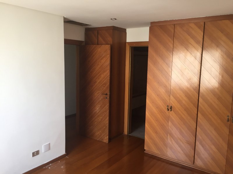 Apartamento à venda Jardim Paulista com 270m² e 4 quartos por R$ 2.999.990 - 1805535053-24-min-min.JPG