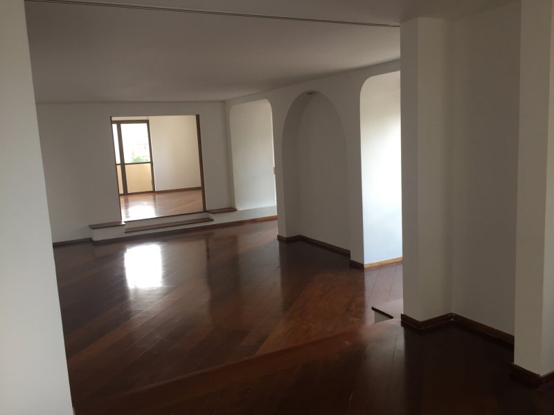 Apartamento à venda Jardim Paulista com 270m² e 4 quartos por R$ 2.999.990 - 2087846365-11-min-min.JPG