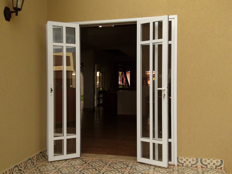 Casa de condomínio à venda Jardins Lisboa com 273m² e 4 quartos por R$ 1.000.000 - 1945230060-img-20180530-165231274.jpg