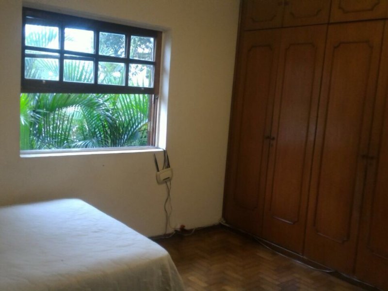Casa à venda Vila Firmiano Pinto com 230m² e 3 quartos por R$ 850.000 - 1106108979-572b2085-bbe7-4f59-9e8b-5a493f306924.jpeg