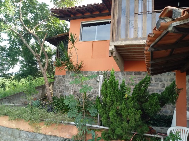 Casa à venda Santa Monica com 380m² e 5 quartos por R$ 1.500.000 - 414209010-img-20180518-wa0002.jpg