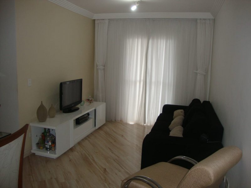 Apartamento para alugar Vila Araguaia com 65m² e 3 quartos por R$ 1.400 - 1961542822-img-20190104-wa0006.jpg