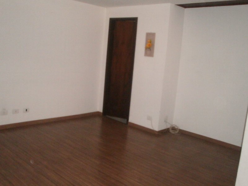 Casa à venda Bairro Alto com 240m² e 3 quartos por R$ 680.000 - 1720169013-p2170167.JPG