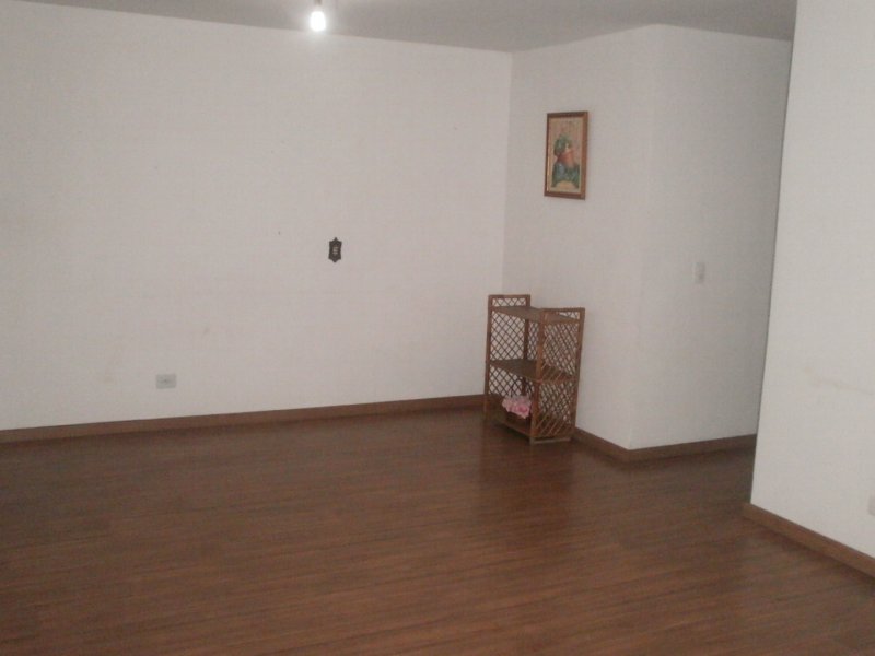 Casa à venda Bairro Alto com 240m² e 3 quartos por R$ 680.000 - 1996698298-p2170168.JPG