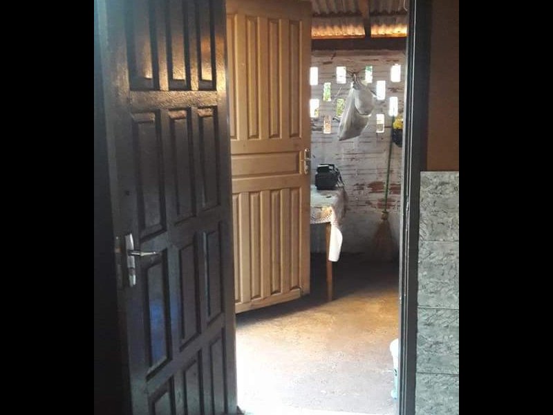 Casa à venda Centro com 625m² e 1 quarto por R$ 120.000 - 2032570888-img-20190212-wa0019.jpg