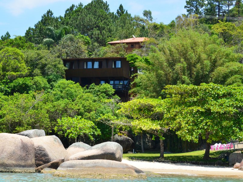 imóvel com 144000m² - Costeira da Armação - Governador Celso Ramos