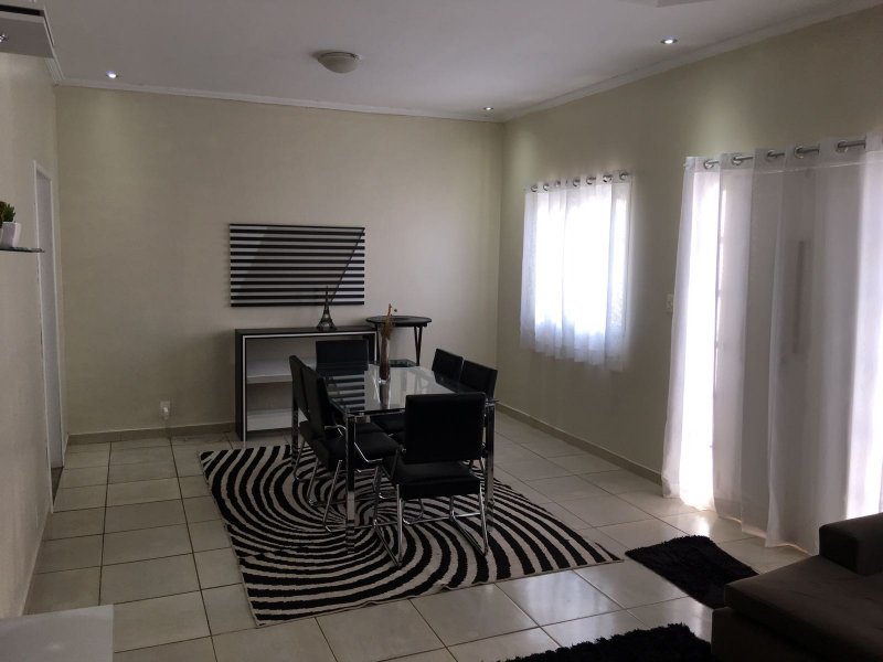 Casa à venda Parque 10 de Novembro com 240m² e 4 quartos por R$ 400.000 - 167864085-img-20180809-wa0071.jpg